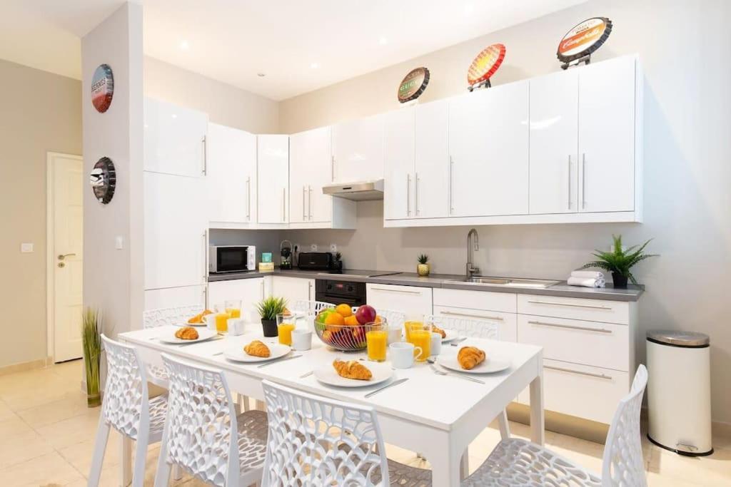 Croisette 8/10 Pers Apartment คานส์ ภายนอก รูปภาพ