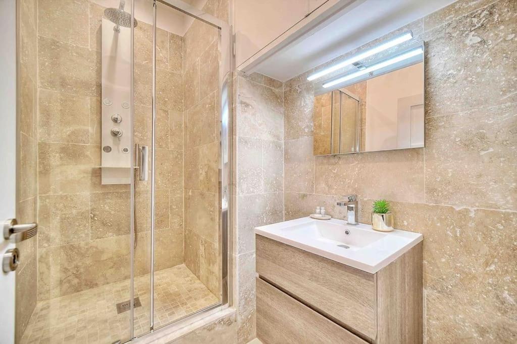 Croisette 8/10 Pers Apartment คานส์ ภายนอก รูปภาพ